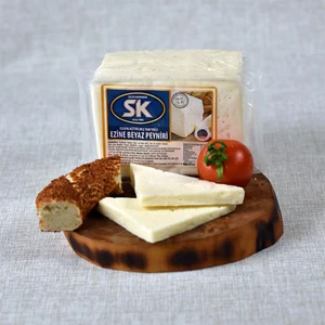 Sk Salih Kahraman Olgunlaştırılmış Koyun Peyniri 600 700 gr Ezine