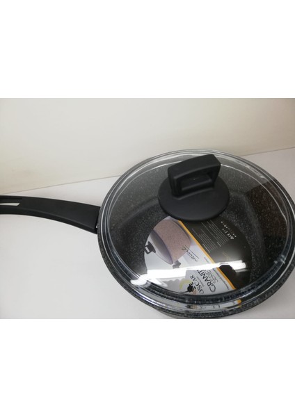 18 cm Granit Sütlük +Kapaklı