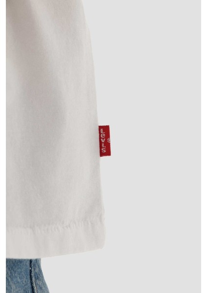 ® Red Tab™ Vintage Tişört