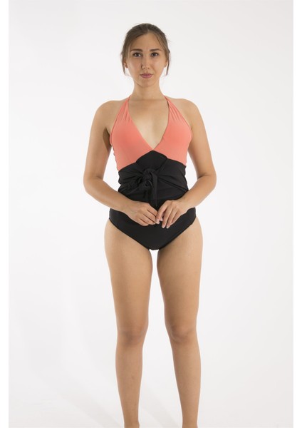 Narçiçeği Üstlü Siyah Altlı Şık Mayo