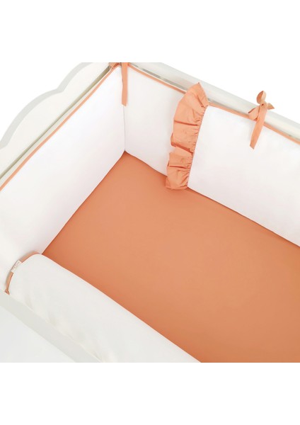 Bebek Beşik Fırfırlı Bumper/Yan Koruma Seti 60 x 120 cm Kırık Beyaz-Açık Tarçın