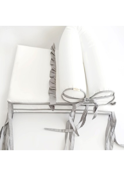Bebek Beşik Fırfırlı Bumper/Yan Koruma Seti 60 x 120 cm Kırık Beyaz-Gri indirimleri