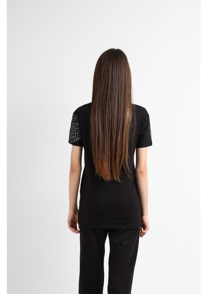 Kadın Sıfır Yaka T-Shirt