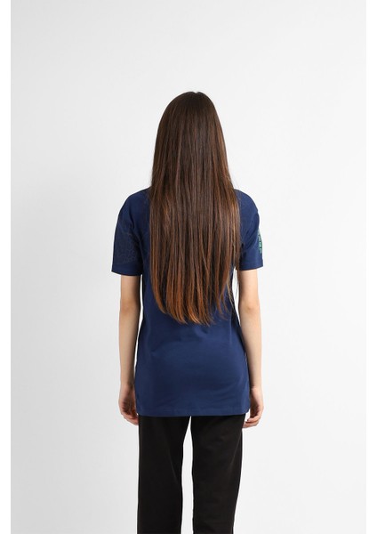 Kadın Sıfır Yaka T-Shirt modelleri