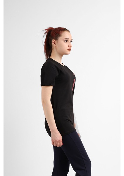 Kadın Sıfır Yaka T-Shirt fiyatları