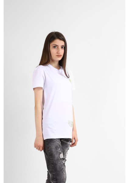 Kadın Sıfır Yaka T-Shirt fiyatları