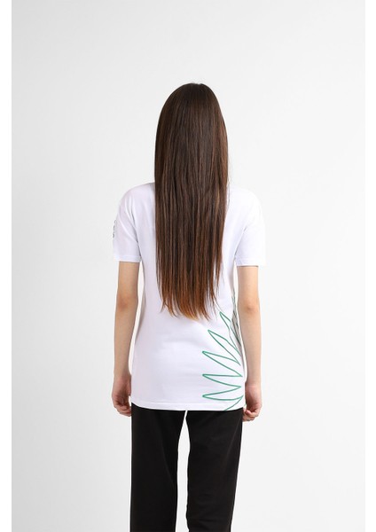 Kadın Sıfır Yaka T-Shirt modelleri