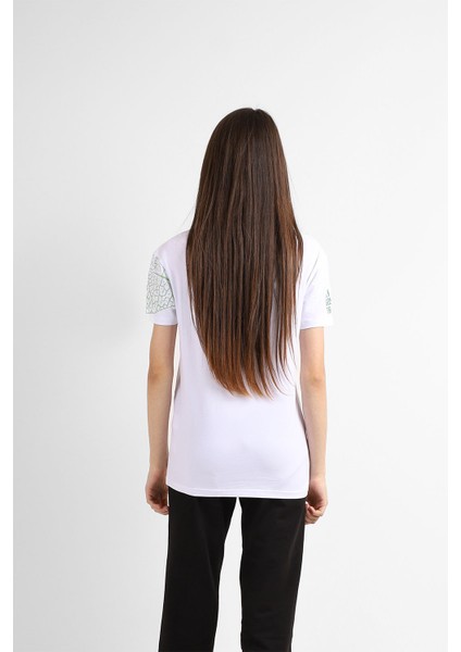 Kadın Sıfır Yaka T-Shirt modelleri