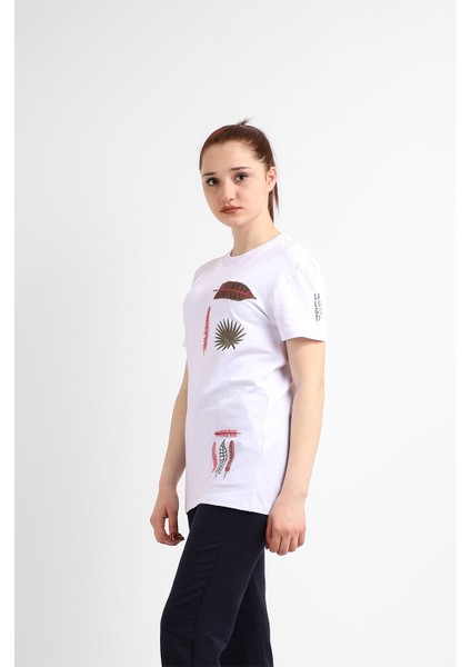 Kadın Sıfır Yaka T-Shirt modelleri