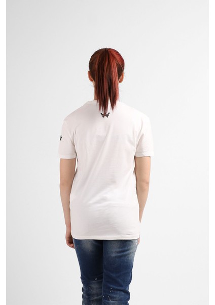 Kadın Sıfır Yaka T-Shirt fırsatları