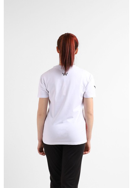 Kadın Sıfır Yaka T-Shirt fırsatları