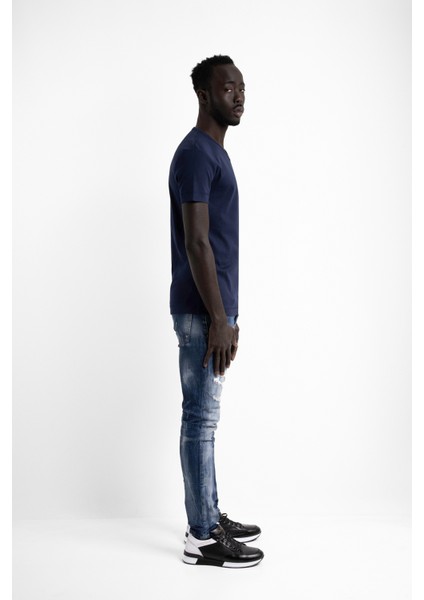 Erkek V Yaka T-Shirt modelleri