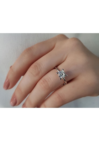 F Renk 1,01 Karat Pırlanta Tektaş Yüzük 0441R0014