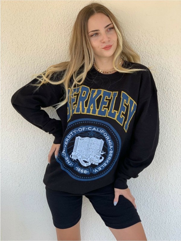 Black Giyim Kadin Siyah Oversize Berkeley Baskili Sweatshirt Fiyati