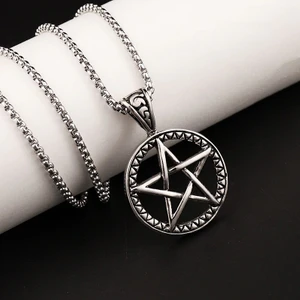 Gotik Pentagram Beş Element Çelik Kare Zincir Kolye