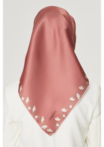 Yeni Sezon Nostalji Serisi Ipek Twill Eşarp 8553D-85