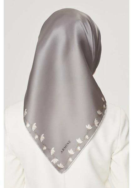 Yeni Sezon Nostalji Serisi Ipek Twill Eşarp 8553D-89