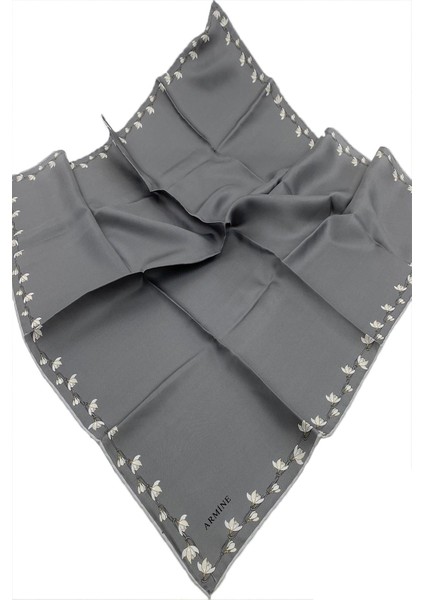 Yeni Sezon Nostalji Serisi Ipek Twill Eşarp 8553D-89
