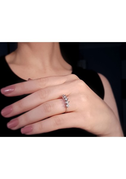 F Renk 0,50 Karat Pırlanta 5 Taş Yüzük 0441R0035