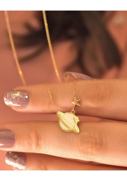 925 Ayar Gümüş Altın Kaplama Beyaz Mineli Gezegen Kadın Kolye fiyatları