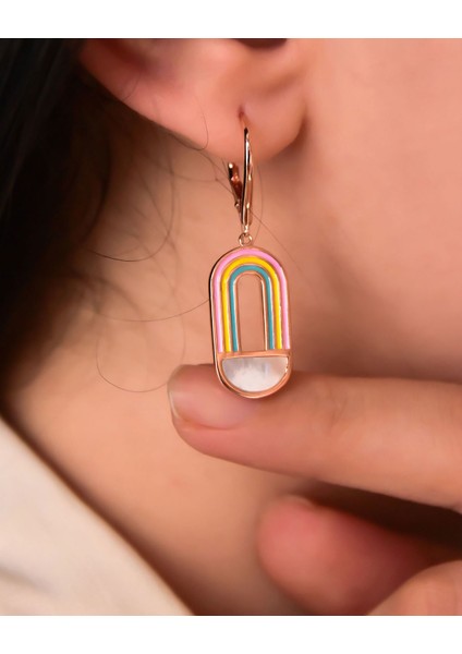 925 Ayar Gümüş Rose Kaplama Gökkuşağı Mineli Beyaz Sedef Küpe