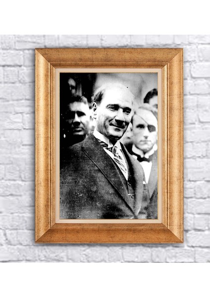Çerçeveli Atatürk Kanvas Tablo