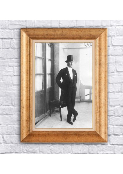 Çerçeveli Atatürk Kanvas Tablo