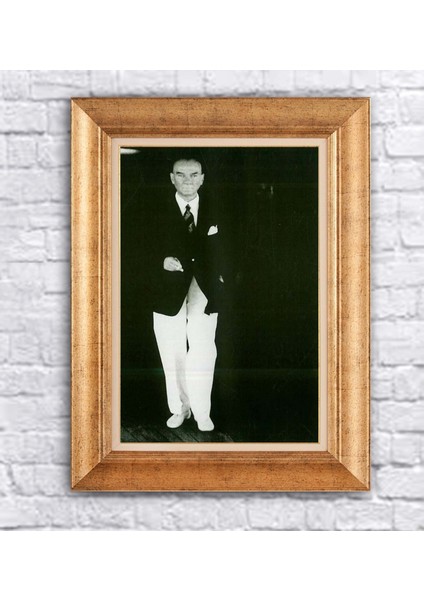 Çerçeveli Mustafa Kemal Atatürk Kanvas Tablo