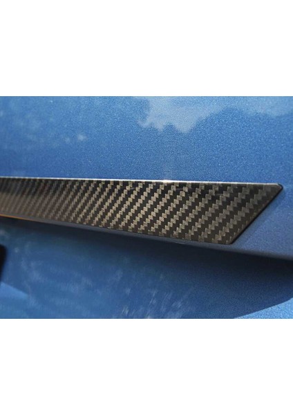 VW T6 Transporter VAN Karbon Bagaj Çıtası Plaka Üstü 2015 ve Sonrası