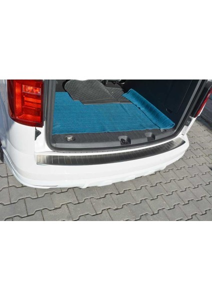 VW Caddy Krom Arka Tampon Eşiği Taşlı 2015-2020 Arası