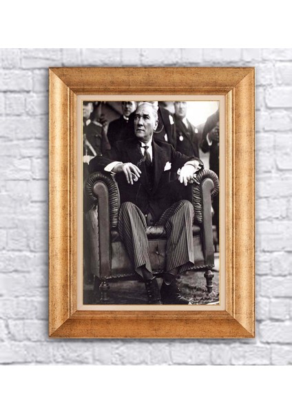 Çerçeveli Atatürk Kanvas Tablo