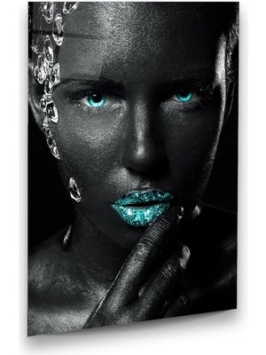 Glass Art Siyahi Kadın Dikey Cam Tablo