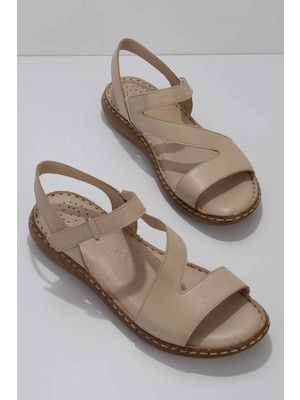 Bambi Bej Deri Kadın Sandalet K05907021603