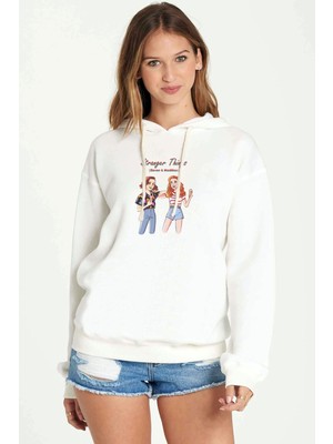 Qivi Stranger Things Eleven & Madmax Baskılı Kadın Örme Kapüşonlu Beyaz Sweatshirt Uzun Kol