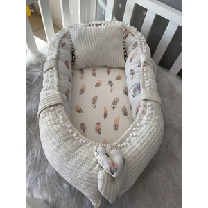 Jaju Baby Örgü Kumaş ve Tüy Desenli Poplin Kumaş Ponponlu Babynest