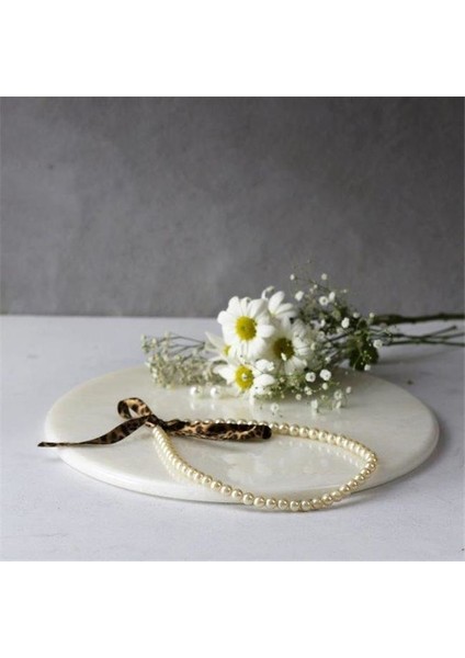 Mermer 28 cm Beyaz Yuvarlak Sunum Tabağı