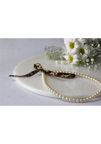 Mermer 28 cm Beyaz Yuvarlak Sunum Tabağı