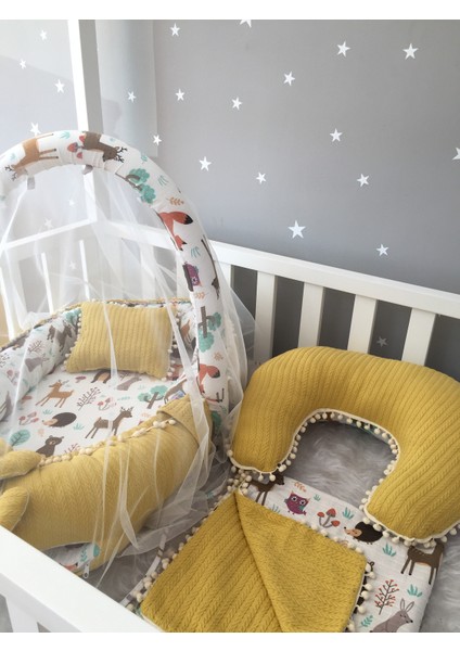 Sarı Örgü Pike Kumaş ve Orman Müslin Kumaş Ponponlu 6 Parça Babynest Set