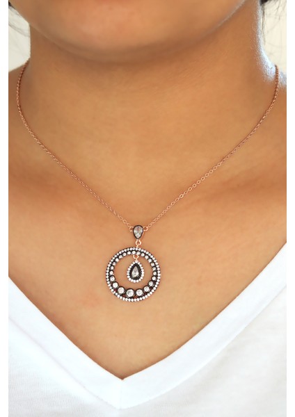 Yuvarlak Tasarım Zirkon Kadın Gümüş Kolye