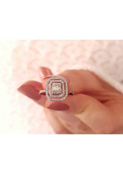 F Renk 0,25 Karat Baget Pırlanta Yüzük 0441R0045 indirimleri