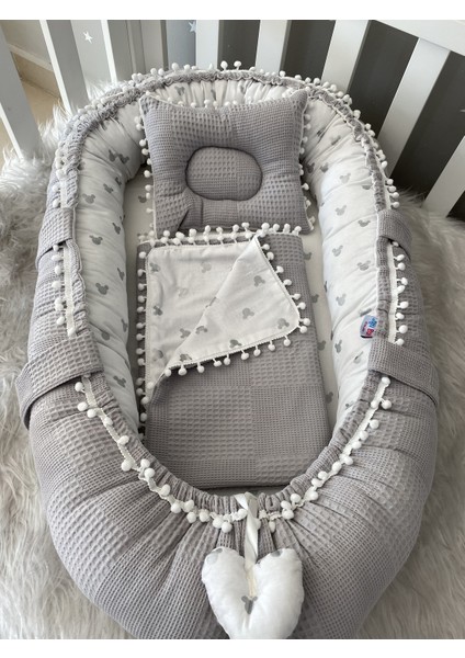 Jaju Baby Jaju Baby Gri Wafle Pike Kumaş Micky Tasarım Ponponlu 3'lü Babynest Set