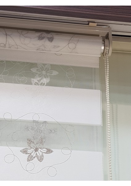 Brodeli Çiçekli Salon Zebra Stor Perde EP4430190