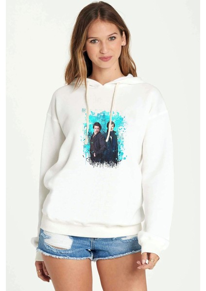 Sherlock x John Baskılı Beyaz Kadın Örme Kapşonlu Sweatshirt Uzun Kol