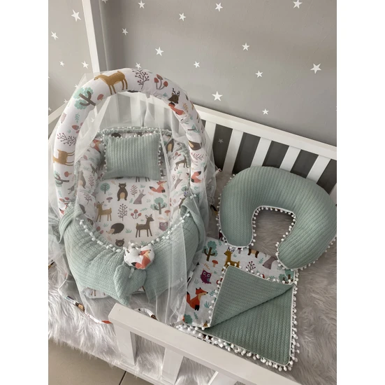 Jaju Baby Yeşil Örgü Pike Kumaş ve Orman Müslin Kumaş Ponponlu 6 Parça Babynest Set