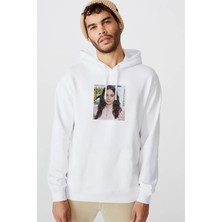 Qivi Riverdale Donna Sweett Shutterstock Editorial Baskılı Beyaz Erkek Örme Kapşonlu Sweatshirt Uzun Kol