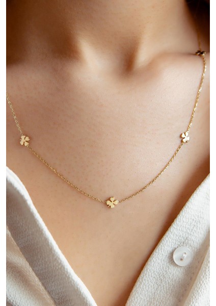 Sıralı Yonca Altın Kolye