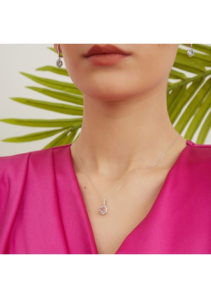 By Araj Jewellery 14 Ayar Altın Ariana Pırlantalı Kolye