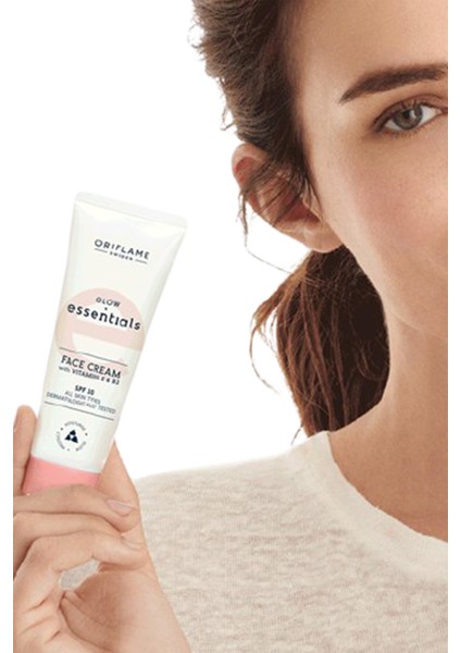 Glow Essentials E & B3 Vitaminli Yüz Kremi 2'li Set fiyatları