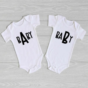 Ikiz Bebeklere Özel Baby Baskılı Bebek Zıbını Seti