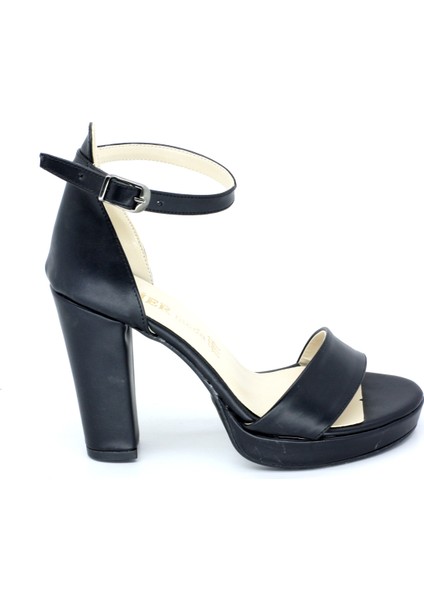 032945 Bayan 10 Cm.topuklu Tek Bant Platform Ayakkabı